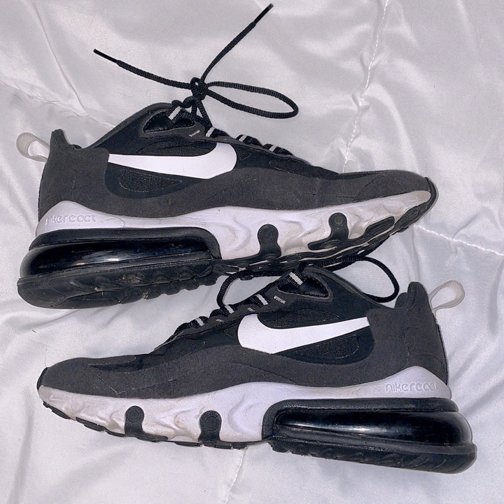 Nike 270 Reacts